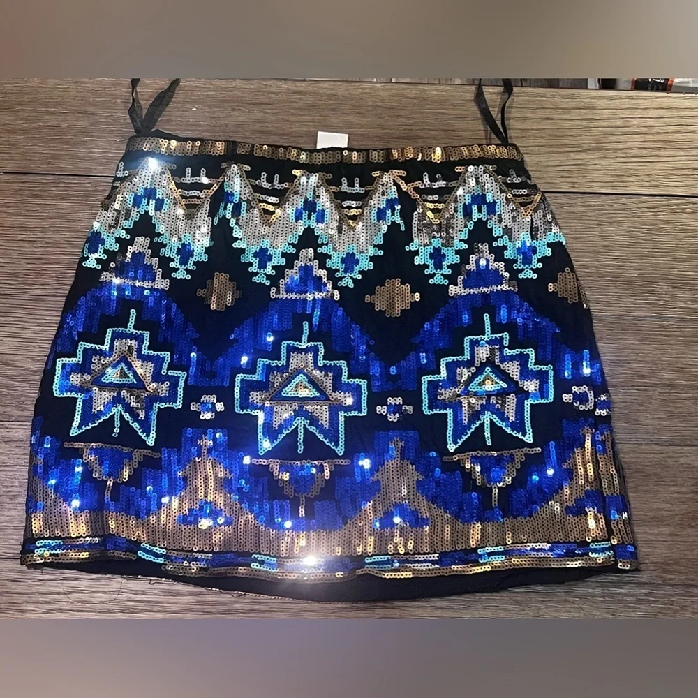 Skirt​​​​